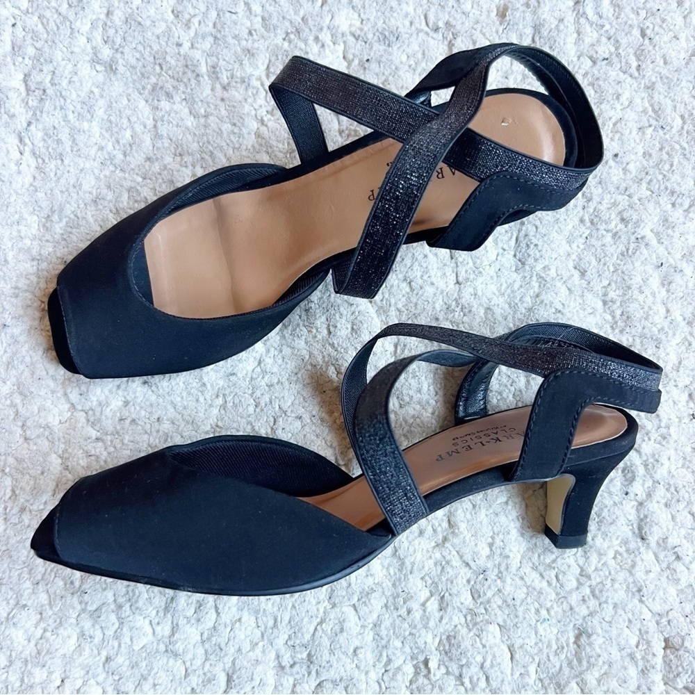 Mark Lemp Classics Elastic Criss Cross Straps Peep Toe Kitten Heel Size 8N